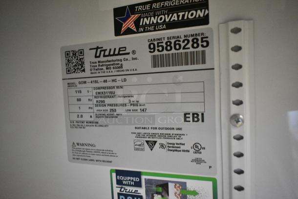 2019 True GDM-41SL-54-LD Metal Commercial 2 Door Reach In Cooler Merchandiser w/ Poly Coated Racks. 115 Volts, 1 Phase. Tested and Working! - Image 5 of 5