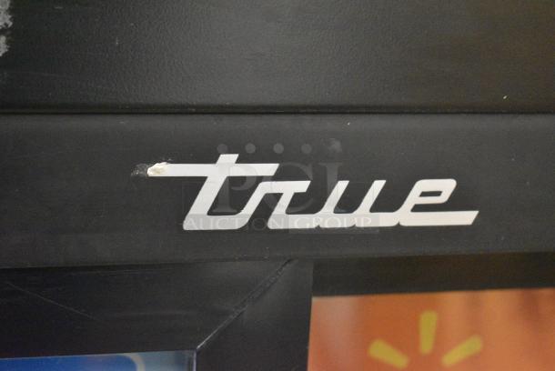 2017 True GDM-41SL-54-LD Metal Commercial 2 Door Reach In Cooler Merchandiser w/ Poly Coated Racks. 115 Volts, 1 Phase. Tested and Powers On But Does Not Get Cold - Image 2 of 5