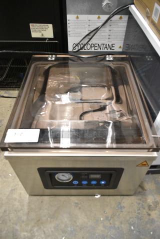 BRAND NEW SCRATCH AND DENT! VacPak-It 186VMC16 Chamber Vacuum Packaging Machine with 16" Seal Bar and Oil Pump. 110-120 Volts, 1 Phase. Tested and Working!
