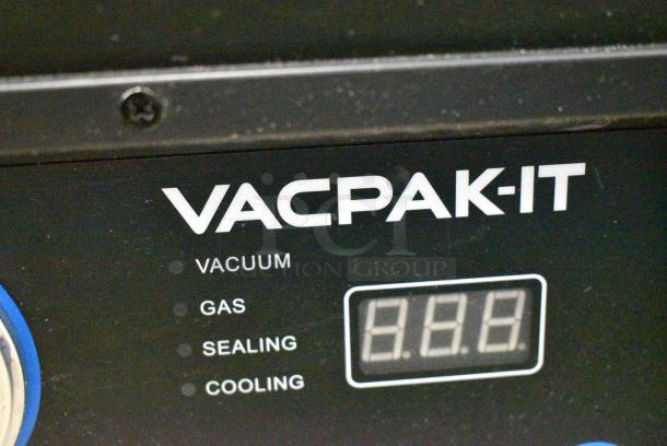 BRAND NEW SCRATCH AND DENT! VacPak-It 186VMC16 Chamber Vacuum Packaging Machine with 16" Seal Bar and Oil Pump. 110-120 Volts, 1 Phase. Tested and Working! - Image 2 of 5