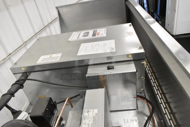 BRAND NEW SCRATCH AND DENT! Continental Stainless Steel Commercial 2 Door Roll In Rack Cooler. Tested and Working! - Image 5 of 6