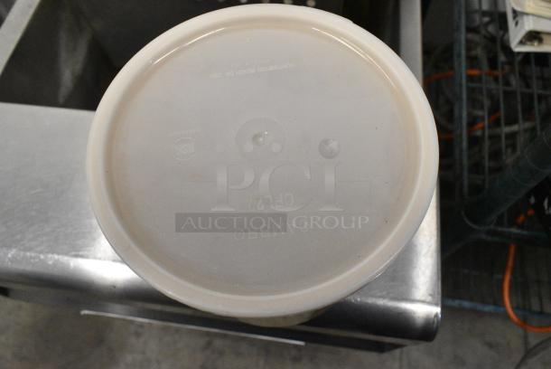 8 Cambro CP27 Tan Poly Bins w/ White Lids. 8 Times Your Bid! - Image 3 of 7