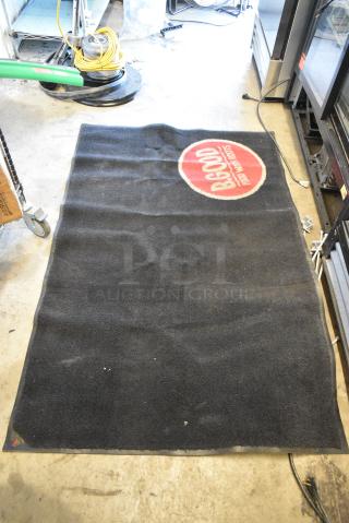 4'x6' Black Floor Mat.