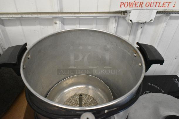 Regalware 58001R Metal Automatic Percolator. 120 Volts, 1 Phase. - Image 4 of 5