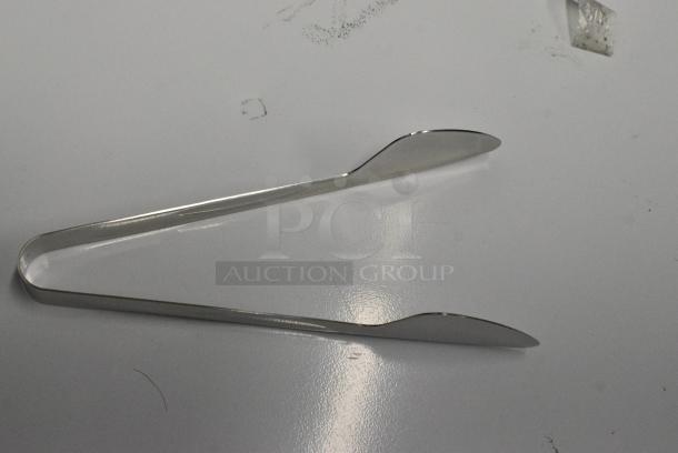 BRAND NEW SCRATCH AND DENT! Metal Tongs - Image 4 of 5