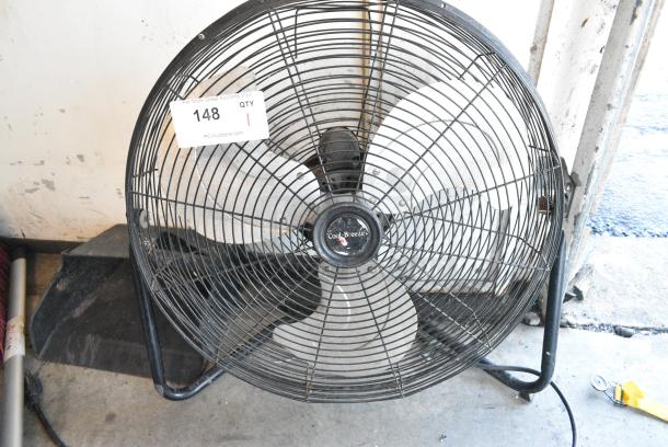 Cool Breeze LF-20 Metal Fan. 120 Volts, 1 Phase. Tested and Does Not Power On - Image 1 of 4