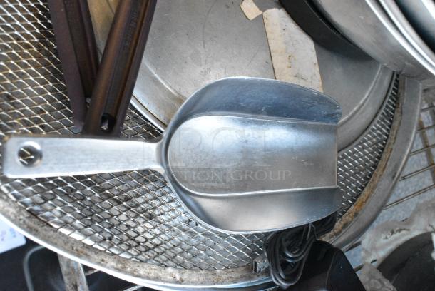 17 Various Items Including Metal Bowls, Round Pizza Screens and Utensils. 17 Times Your Bid! - Image 5 of 9