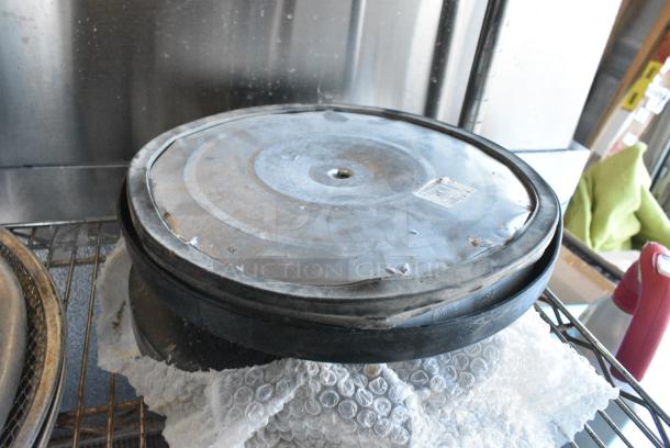 5 Various Items Including Metal Baskets and Table Column Base. 5 Times Your Bid! - Image 4 of 6