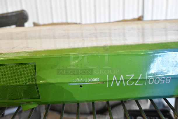 BRAND NEW SCRATCH AND DENT! Wraparound Shop Light - Image 2 of 3