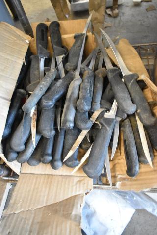 60 SHARPENED Stainless Steel Knives Including Fillet Knives. 60 Times Your Bid!