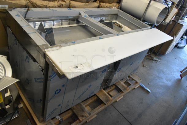 BRAND NEW SCRATCH AND DENT! Beverage Air SPE60HC-24M 60" 2 Door Mega Top Refrigerated Sandwich Prep Table. 115 Volts, 1 Phase. Tested and Working! - Image 1 of 13