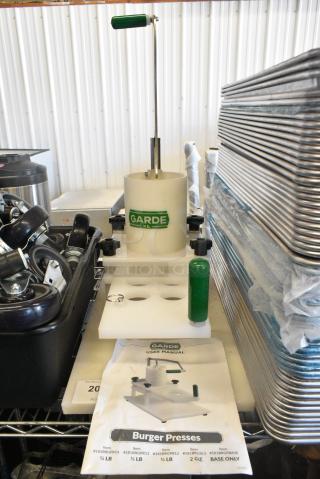 BRAND NEW SCRATCH AND DENT! Garde XL 181brgsl2 2" x 1/2" Slider / Burger Press - 1000 Sliders/Hour