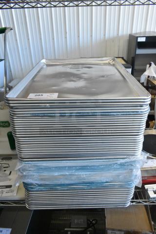 54 BRAND NEW SCRATCH AND DENT! Metal Baking Pans. 54 Times Your Bid!