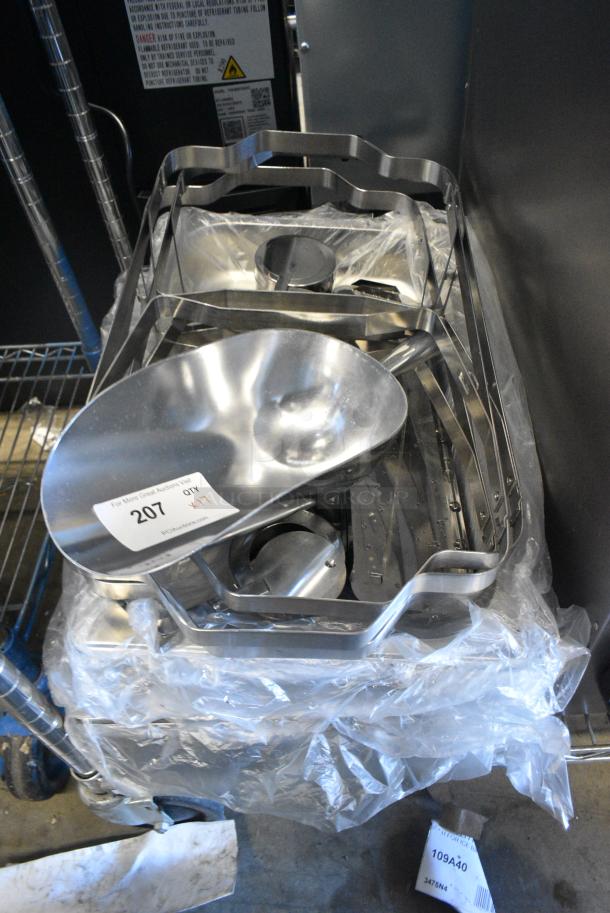 17 BRAND NEW SCRATCH AND DENT! Items Including Ice Scooper, Chafing Dish Pieces. 17 Times Your Bid! - Image 1 of 4