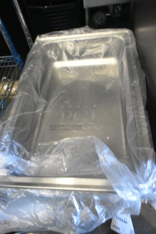 17 BRAND NEW SCRATCH AND DENT! Items Including Ice Scooper, Chafing Dish Pieces. 17 Times Your Bid! - Image 4 of 4
