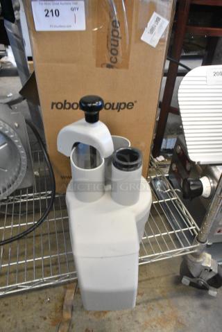 BRAND NEW SCRATCH AND DENT! Robot Coupe 27276 Gray Poy Continuous Feed Head for Food Processor.