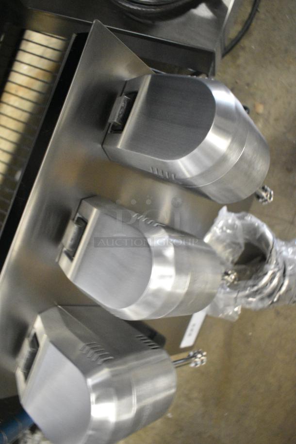 BRAND NEW SCRATCH AND DENT! AvaMix 928ADM3 Freestanding Triple Spindle Drink Mixer / Milkshake Machine. 110-120 Volts, 1 Phase. Tested and Working! - Image 5 of 7