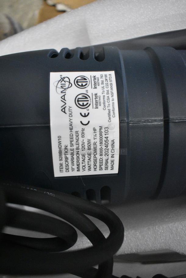 BRAND NEW SCRATCH AND DENT! 928IBHD21COMBO Heavy-Duty 21" Variable Speed Immersion Blender with 10" Whisk. 120 Volts, 1 Phase. Tested and Working! - Image 6 of 6