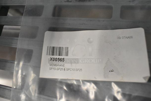 BRAND NEW SCRATCH AND DENT! Globe X00565 Membrane Switch - Image 5 of 5