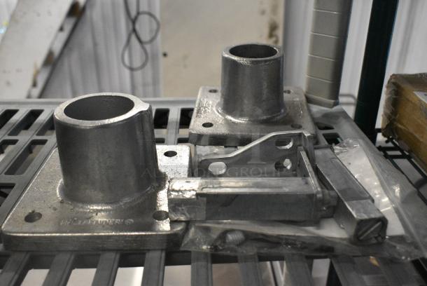 ALL ONE MONEY! Lot of 5 Metal Pieces - Image 1 of 3