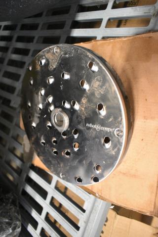 BRAND NEW SCRATCH AND DENT! Robot Coupe Stainless Steel Grating Blade