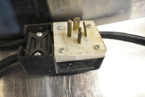 Garland SH/WO 5000 Stainless Steel Commercial Countertop Single Burner Induction Wok Range. 208 Volts, 3 Phase. - Image 4 of 5