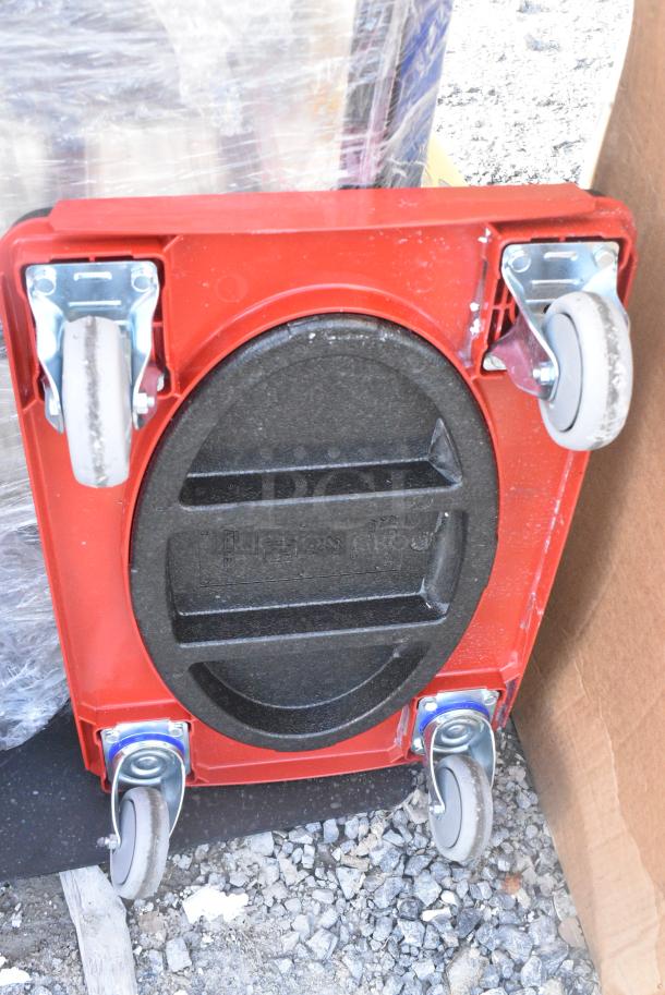 2 BRAND NEW SCRATCH AND DENT! Various Items Including 405DTC8635P Harper 900 lb. 4-in-1 Quick Change Hand Truck with Dual Handles and 10" Solid Rubber Wheels DTC8635P and Cater Gator Dolly. 2 Times Your Bid! - Image 6 of 6