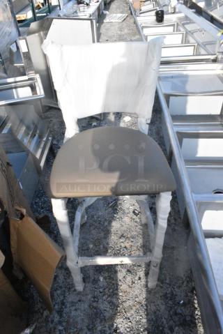 BRAND NEW SCRATCH AND DENT! Lancaster Table & Seating 164BMLCVTPAS Clear Coat Finish Ladder Back Bar Stool with 2 1/2" Taupe Vinyl Padded Seat - Assembled