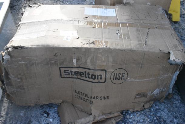 BRAND NEW SCRATCH AND DENT! Steelton 522BS3T38 3 Bowl 18 Gauge Underbar Sink - 38" x 18 3/4". May Be Missing Pieces. - Image 2 of 6