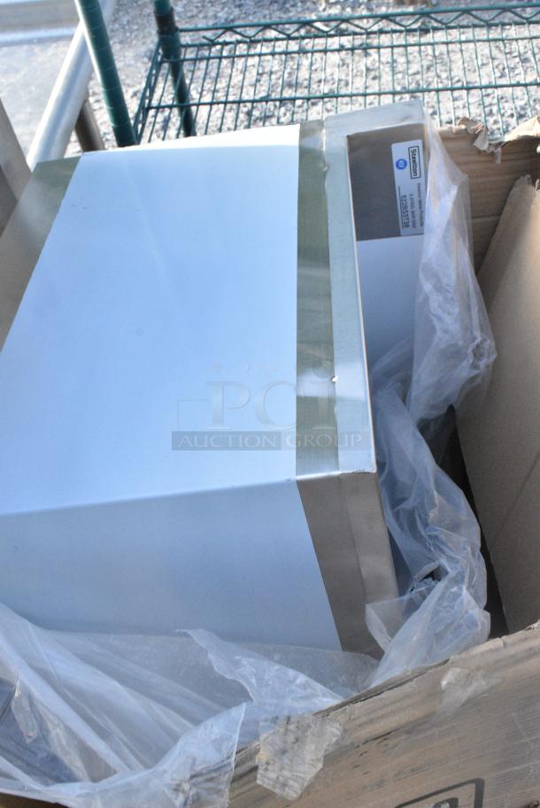 BRAND NEW SCRATCH AND DENT! Steelton 522BS3T38 3 Bowl 18 Gauge Underbar Sink - 38" x 18 3/4". May Be Missing Pieces. - Image 3 of 6