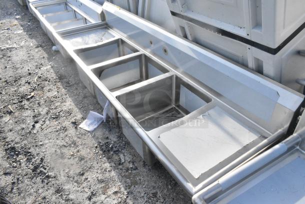BRAND NEW SCRATCH AND DENT! Regency 600S31620218 88" 16 Gauge Stainless Steel Three Compartment Commercial Sink with Galvanized Steel Legs and 2 Drainboards - 16" x 20" x 12" Bowls. No Legs. - Image 3 of 4