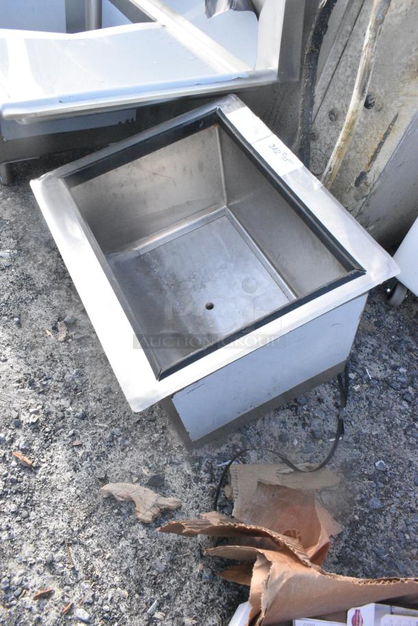 BRAND NEW SCRATCH AND DENT! Stainless Steel Drop In - Image 3 of 4