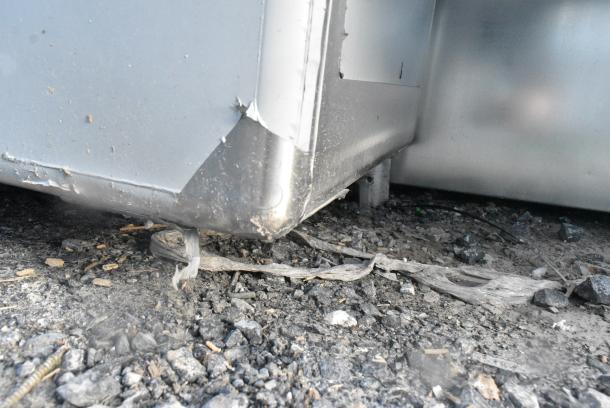 BRAND NEW SCRATCH AND DENT! Regency Spec Line Stainless Steel 3 Bay Sink w/ Dual Drain Boards. - Image 3 of 5