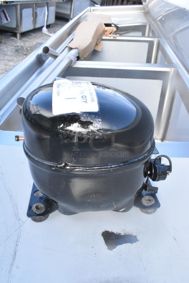 BRAND NEW SCRATCH AND DENT! Cubigel NUT55NR Motor - Image 3 of 5
