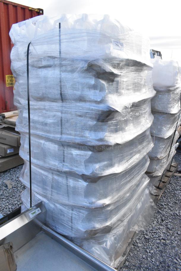 BRAND NEW SCRATCH AND DENT! Pallet Lot of Clear Poly Dairy Gallons - Image 2 of 4