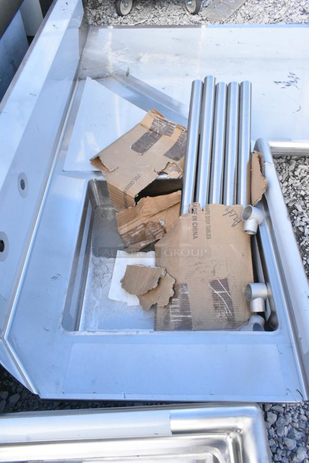 BRAND NEW SCRATCH AND DENT! Regency 600DDTL60R 5' 16-Gauge Stainless Steel Soiled L-Shape Dishtable - Right Landing - Image 2 of 6