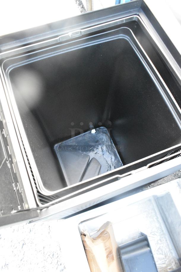 BRAND NEW SCRATCH AND DENT! Rubbermaid Black Metal Trash Can Shell. - Image 5 of 6