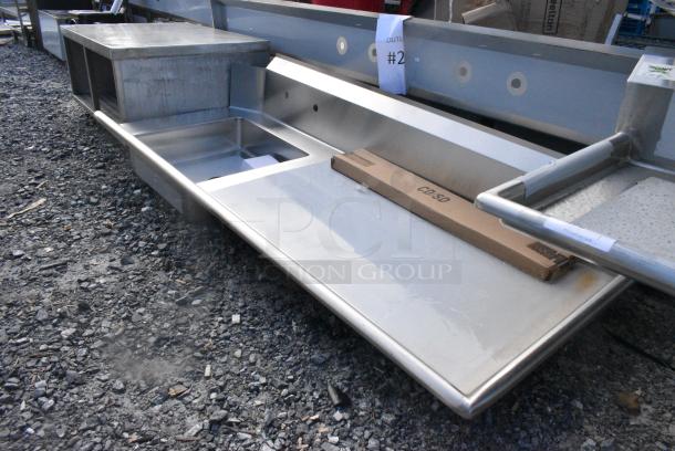 BRAND NEW SCRATCH AND DENT! Regency 600DDT72R 16 Gauge 6' Soiled / Dirty Dish Table - Right Drainboard - Image 3 of 5