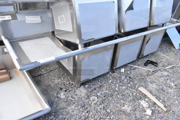 BRAND NEW SCRATCH AND DENT! Regency 600S3181818X 94" 16 Gauge Stainless Steel Three Compartment Commercial Sink with Cross Bracing and 2 Drainboards - 18" x 18" x 14" Bowls. No Legs. - Image 2 of 5