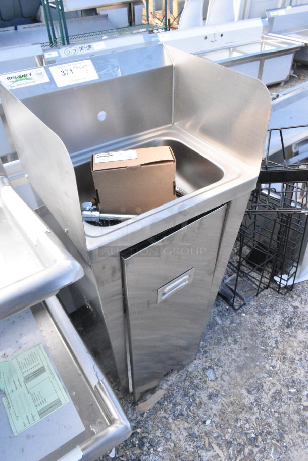 BRAND NEW SCRATCH AND DENT! Regency 600HS17FTPSP 17" x 15" Hands-Free Hand Sink with Pedestal Base and Side Splashes - Image 2 of 7