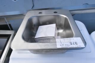BRAND NEW SCRATCH AND DENT! Stainless Steel Single Bay Drop In Sink