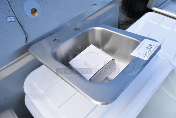 BRAND NEW SCRATCH AND DENT! Stainless Steel Single Bay Drop In Sink - Image 2 of 3