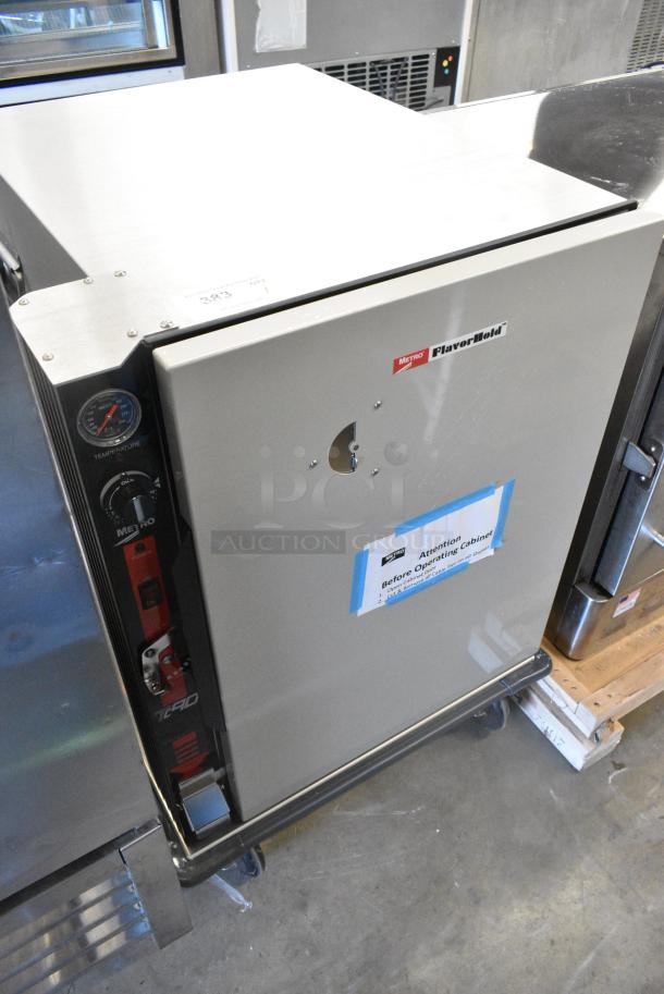 BRAND NEW SCRATCH AND DENT! 2023 Metro TC90BB FlavorHold Series Half Height Heated Holding Cabinet with Bumper - Holds Nine 18" x 26" Bun Pans. 120 Volts, 1 Phase. Tested and Working! - Image 2 of 7