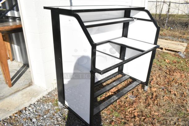 Mobile Hostess Stand on Commercial Casters. - Image 2 of 3