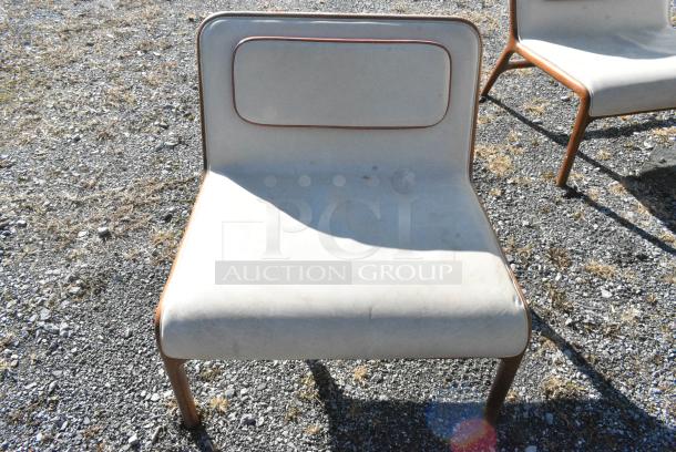2 White Chair. 2 Times Your Bid! - Image 2 of 4