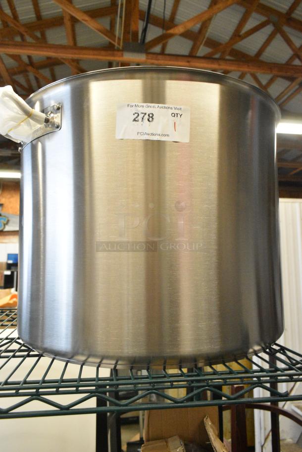 BRAND NEW SCRATCH AND DENT! Stainless Steel Stock Pot w/ Lid - Image 1 of 4