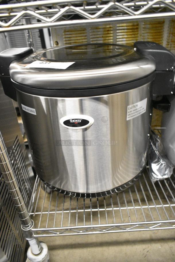 BRAND NEW SCRATCH AND DENT! Galaxy 177RWG90 Stainless Steel Electric Rice Cooker. 120 Volts, 1 Phase. - Image 2 of 9
