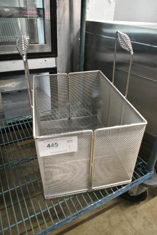 BRAND NEW SCRATCH AND DENT! Metal Fry Basket