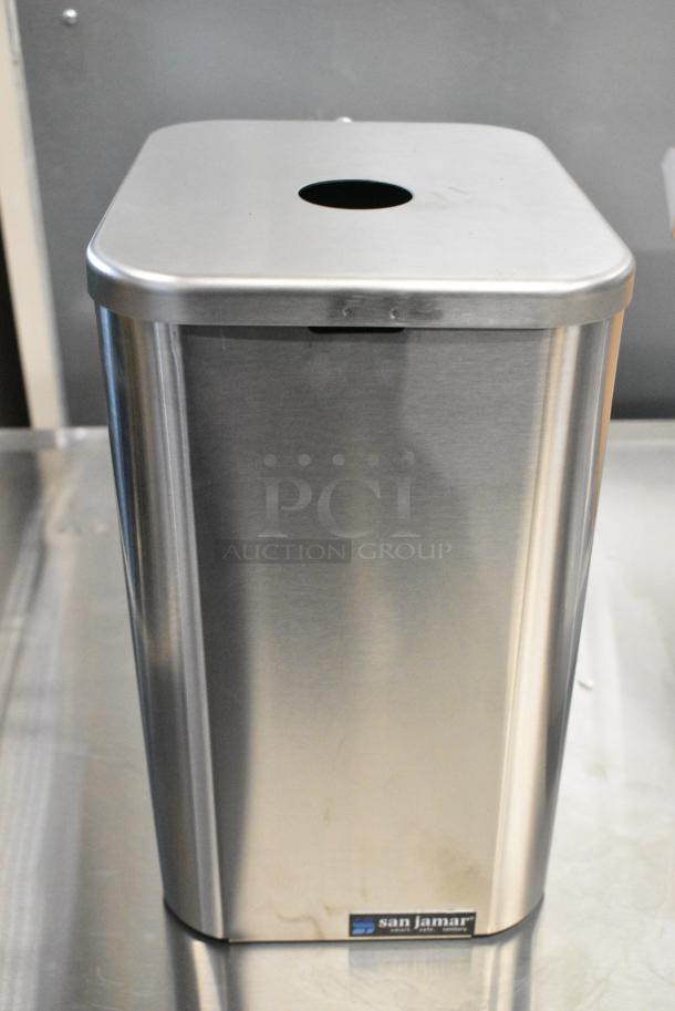 2 BRAND NEW SCRATCH AND DENT! Items Including San Jamar P4900 Bin w/ Pump. 2 Times Your Bid! - Image 3 of 6