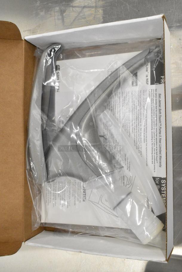 2 BRAND NEW SCRATCH AND DENT! Items Including San Jamar P4900 Bin w/ Pump. 2 Times Your Bid! - Image 5 of 6